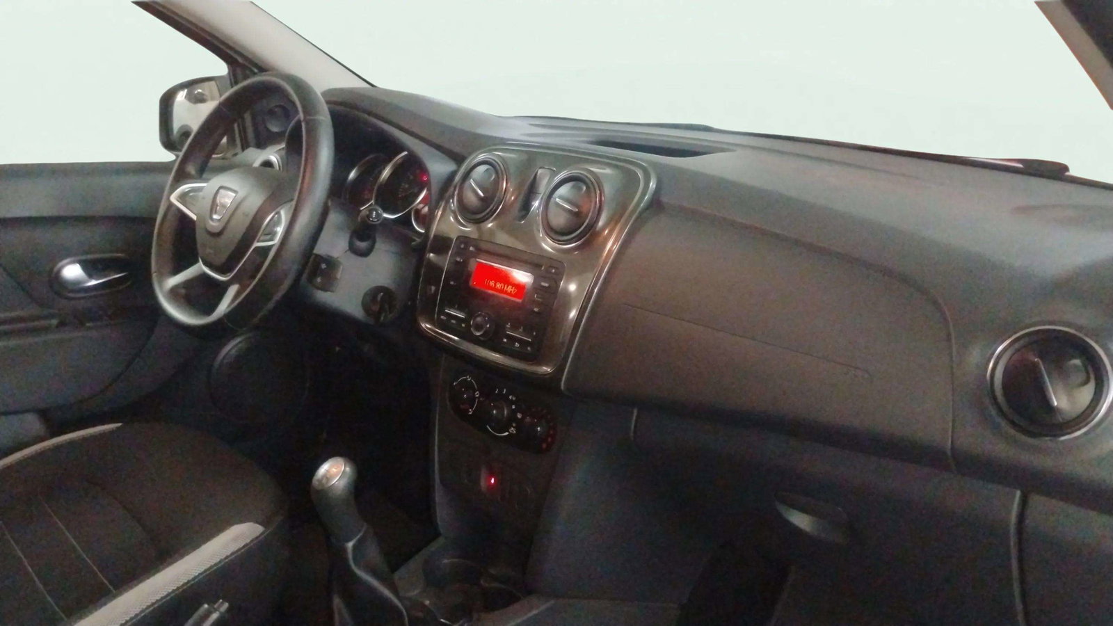 https://cdn-flexicar.caraffinity.it/public_appraisal_images_pro/images/stock/276032/ZJyY5RMqbF__5626JXS_f4d874acaf044e55876d7fc358344c0d_Miscellaneous_25.jpg.jpg