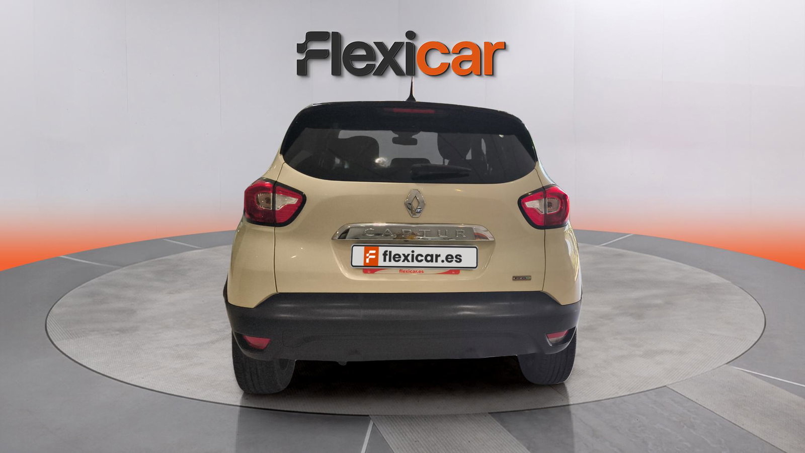 https://cdn-flexicar.caraffinity.it/public_appraisal_images_pro/images/stock/276145/0c5iYSiTj0__img-265ece83-a985-4a8e-ab91-3f4a61569f96.jpeg