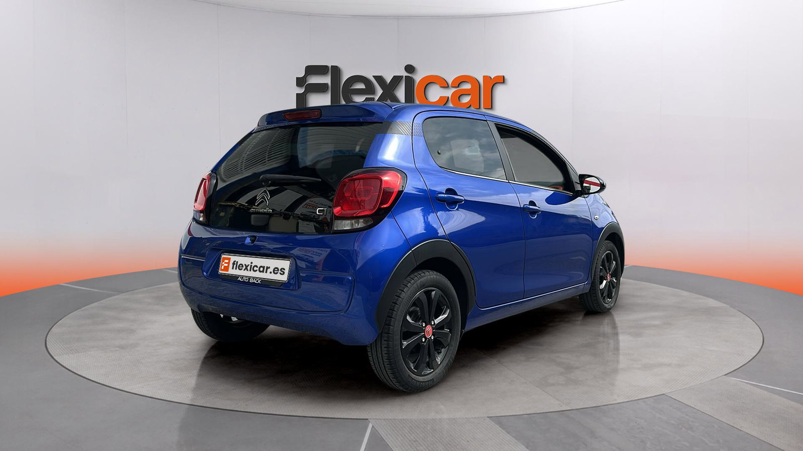 https://cdn-flexicar.caraffinity.it/public_appraisal_images_pro/images/stock/276251/nOgdRriwXX__img-90f09bc8-713b-4fb0-ab8f-17b09444d6b7.jpeg