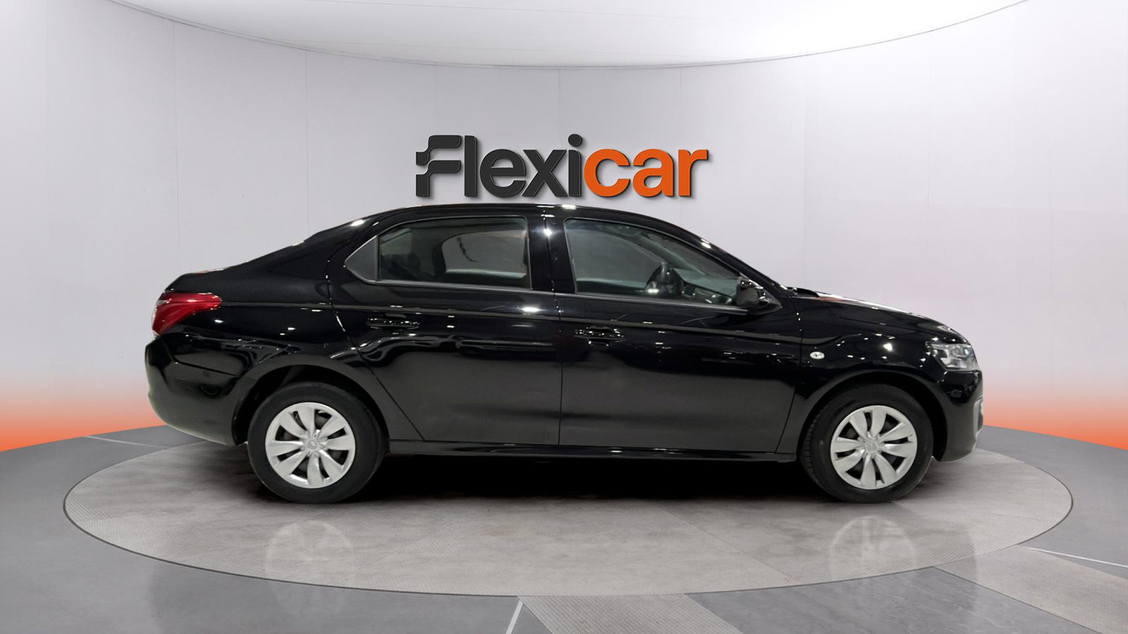 https://cdn-flexicar.caraffinity.it/public_appraisal_images_pro/images/stock/277969/p2WqhWWMNY__img-c67bb5c2-eda3-4383-af4b-44a44c03003f.jpeg