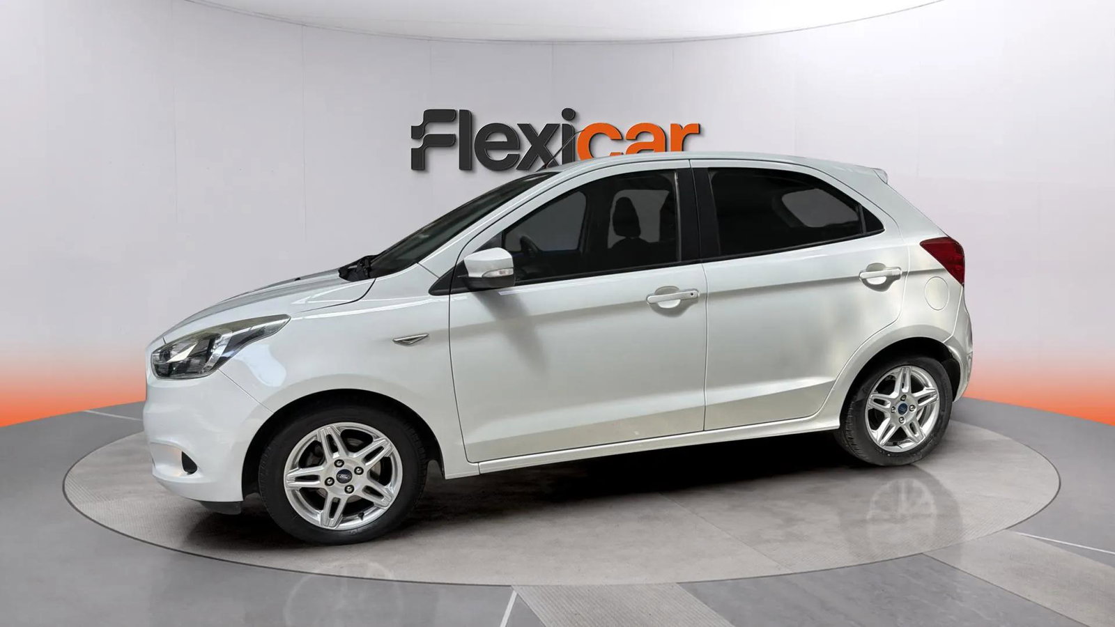 https://cdn-flexicar.caraffinity.it/public_appraisal_images_pro/images/stock/278411/pB0aBh4Jfv__8024KKB_af903f2db493456497d7cf1cd1f49f01_Exterior_2.jpeg.jpg