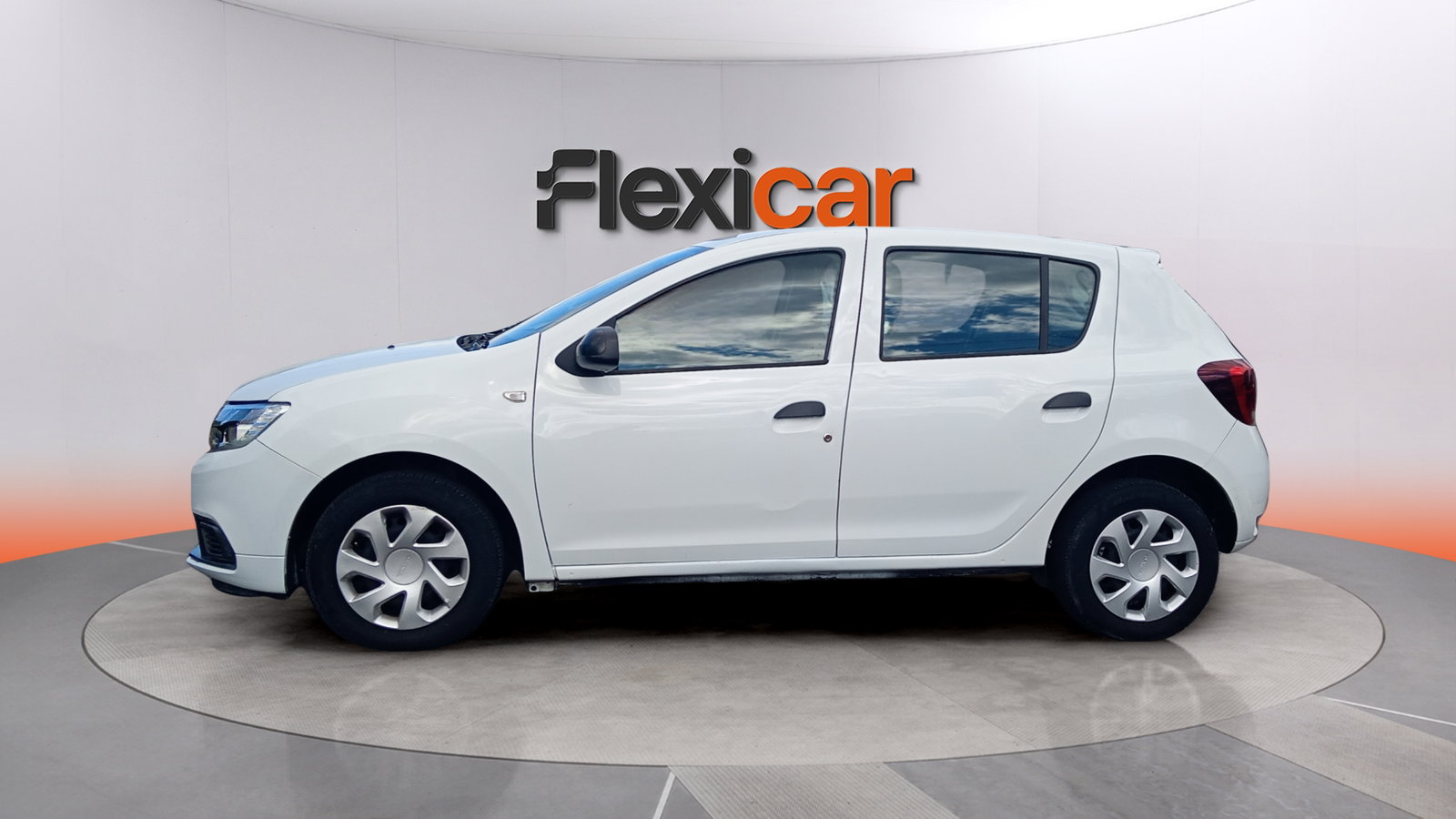 https://cdn-flexicar.caraffinity.it/public_appraisal_images_pro/images/stock/279321/0Bw9zCj3wM__img-081eac8b-2b7e-464d-81ec-f5968e1d2751.jpeg