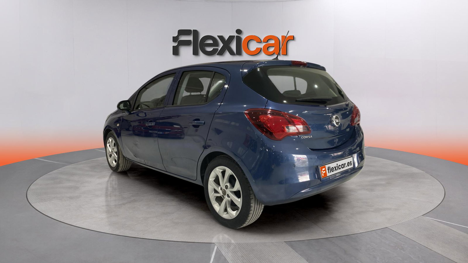 https://cdn-flexicar.caraffinity.it/public_appraisal_images_pro/images/stock/279669/SjXEy3Kdj0__img-575b0b95-2ab5-4620-a626-1969c8e97d56.jpeg