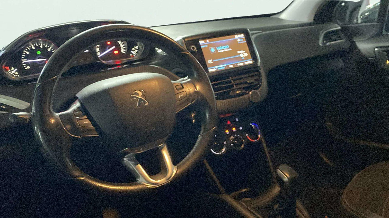 https://cdn-flexicar.caraffinity.it/public_appraisal_images_pro/images/stock/280066/AHJN58Az0j__1807JYT_5544cd6a604f4184946574bcfa65dc74_Interior_9.jpeg.jpg