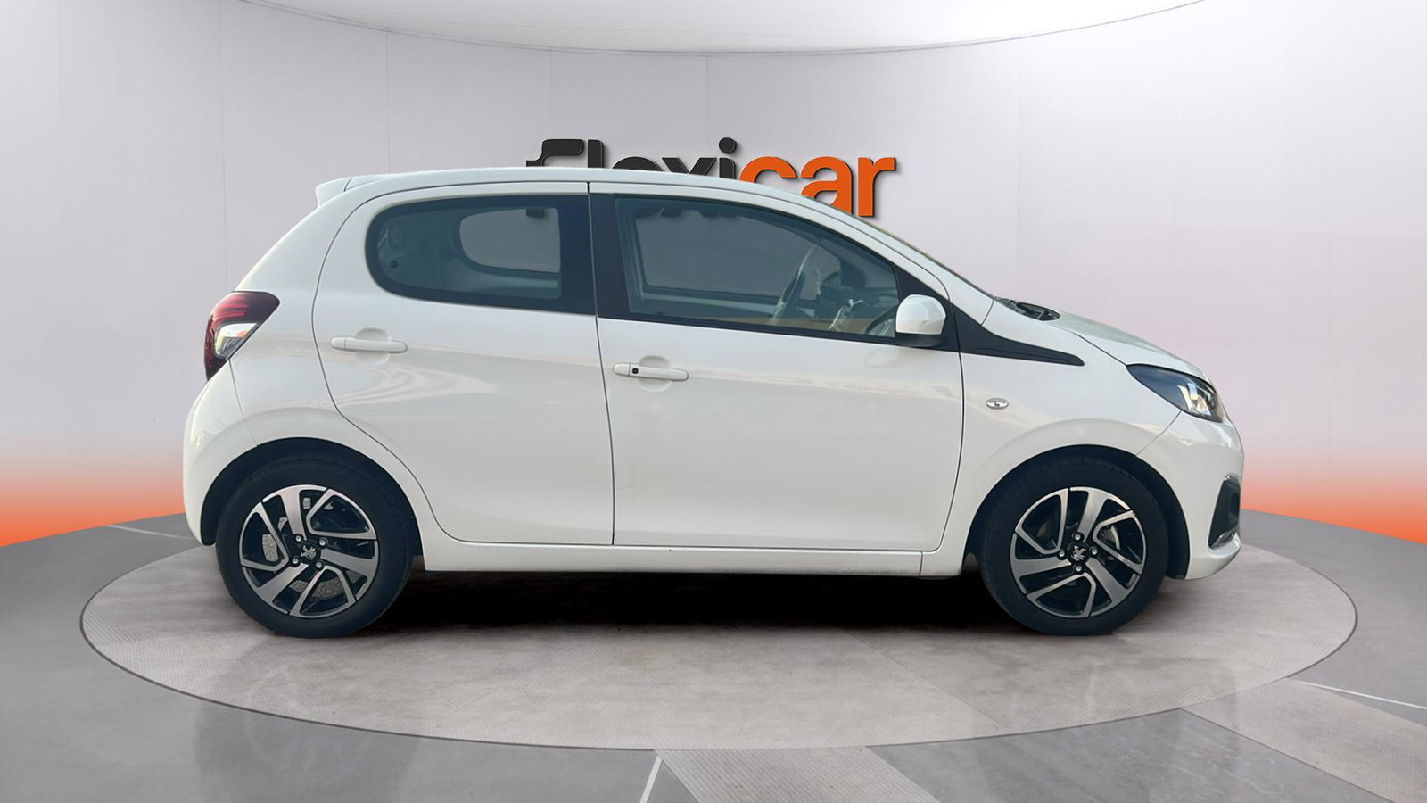 https://cdn-flexicar.caraffinity.it/public_appraisal_images_pro/images/stock/280555/wf8pBVKNOs__1_1_Exterior_108_d83a989af2bb4c7eb4e4931fd4b32d76_Exterior_6.jpeg.jpg