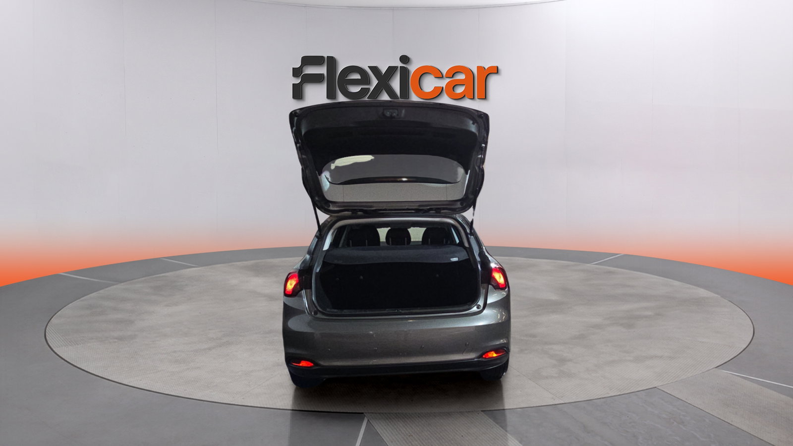 https://cdn-flexicar.caraffinity.it/public_appraisal_images_pro/images/stock/281894/fgThURoomv__img-96fd0f74-ee31-4f68-a4c7-72956b55aee2.jpeg