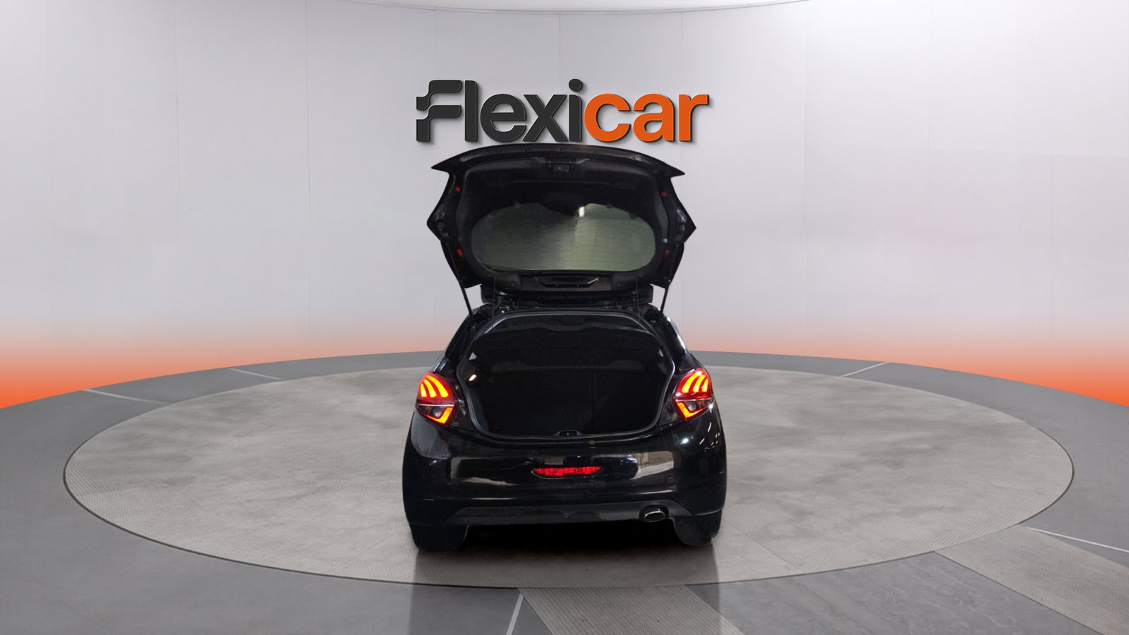 https://cdn-flexicar.caraffinity.it/public_appraisal_images_pro/images/stock/282615/ScDVkjDzEy__img-edc1f279-69f5-48d9-b6af-0e527994f197.jpeg