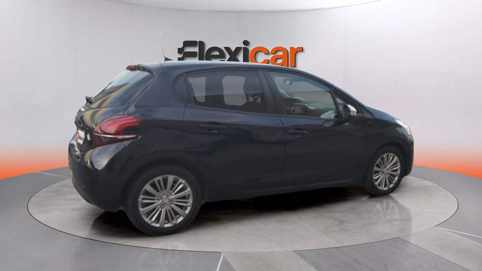 https://cdn-flexicar.caraffinity.it/public_appraisal_images_pro/images/stock/283775/ki5N8cetrw__1178KTT_92e7fe5aca79439db9a9485d4c66e1dc_Exterior_5.jpg.jpg
