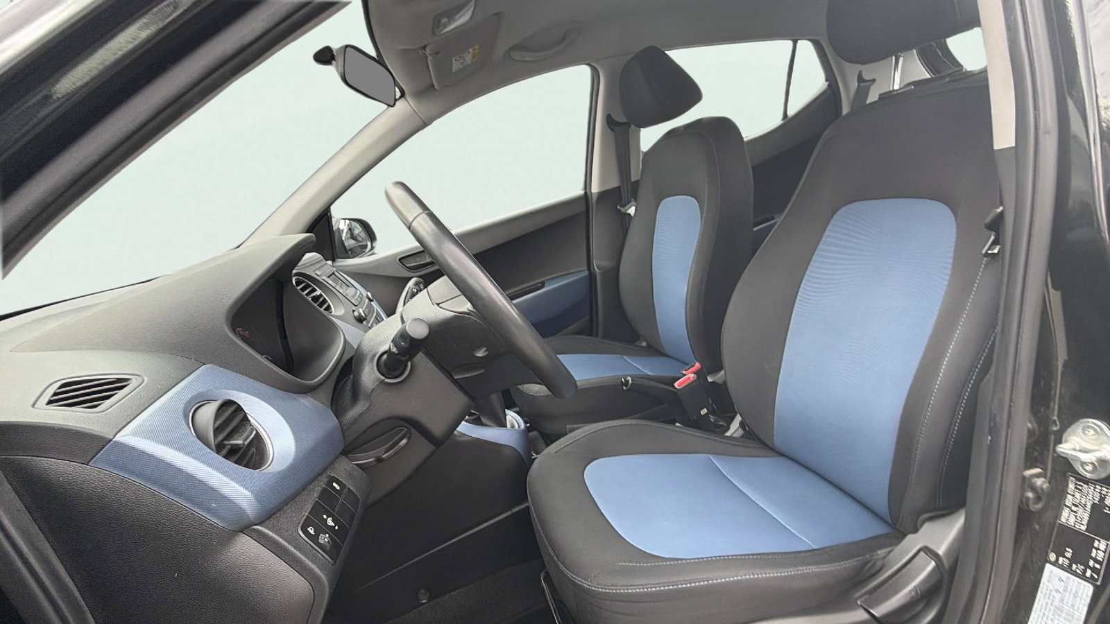 https://cdn-flexicar.caraffinity.it/public_appraisal_images_pro/images/stock/284002/SgfSdvhDMb__img-34e1cc6a-91db-438e-a87b-cb58e2f0262b.jpeg