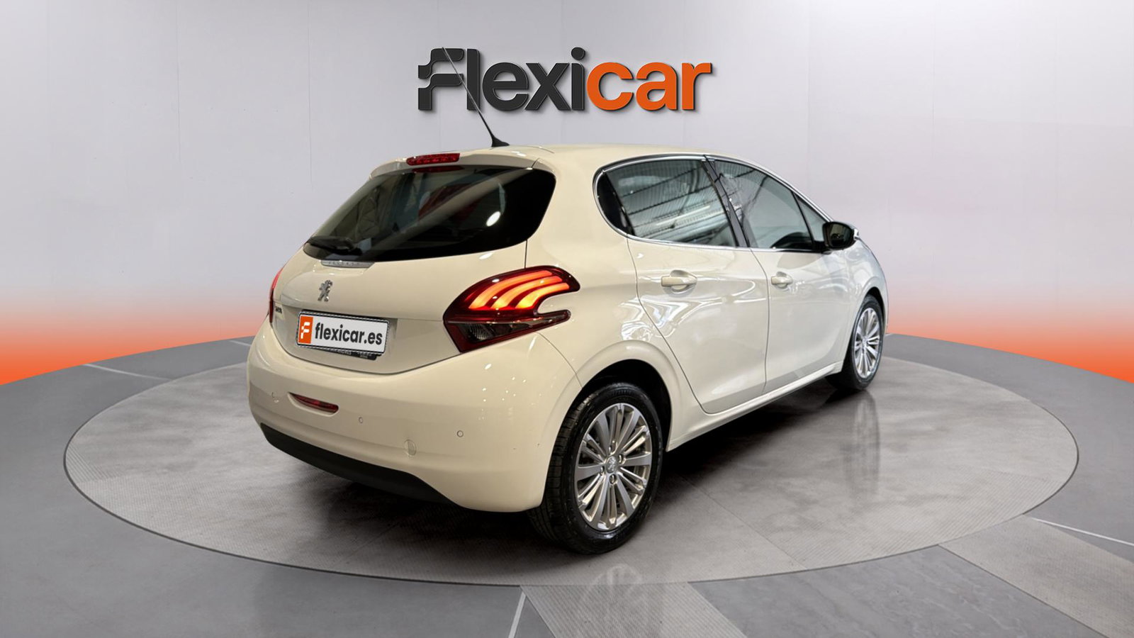 https://cdn-flexicar.caraffinity.it/public_appraisal_images_pro/images/stock/284318/iTx0na5n8d__img-a1d14d4c-6766-4a8f-9e11-47ad8c9fff6c.jpeg