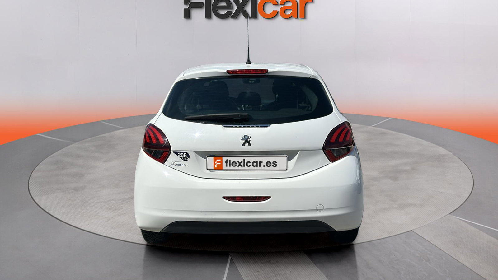 https://cdn-flexicar.caraffinity.it/public_appraisal_images_pro/images/stock/284427/2HJM1ph55T__IMG_1977.jpeg
