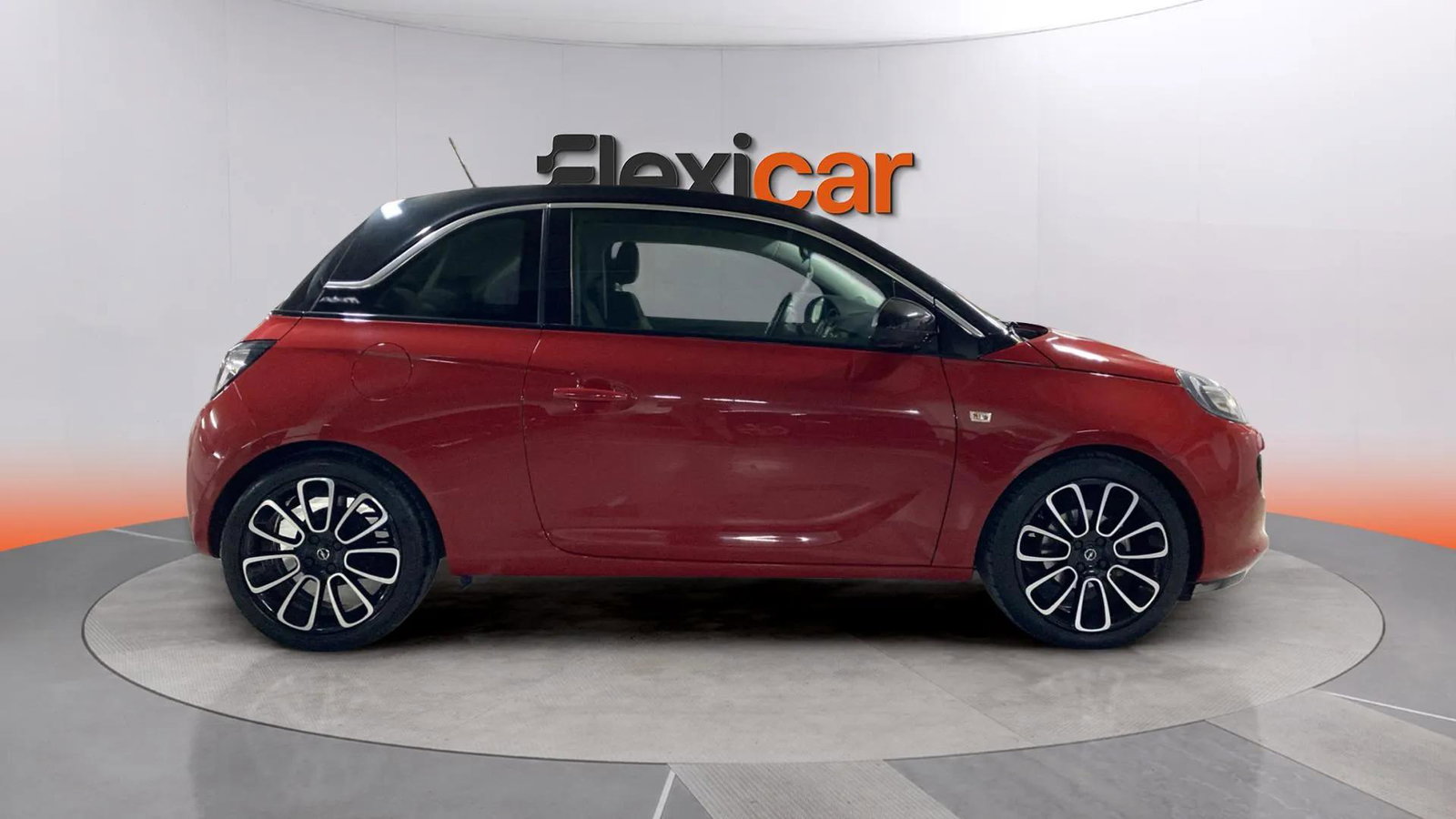 https://cdn-flexicar.caraffinity.it/public_appraisal_images_pro/images/stock/284984/zFjQqiLVHP__0449JNS_9388d3fa229244a8ba3e0bae4d740657_Exterior_6.jpeg.jpg