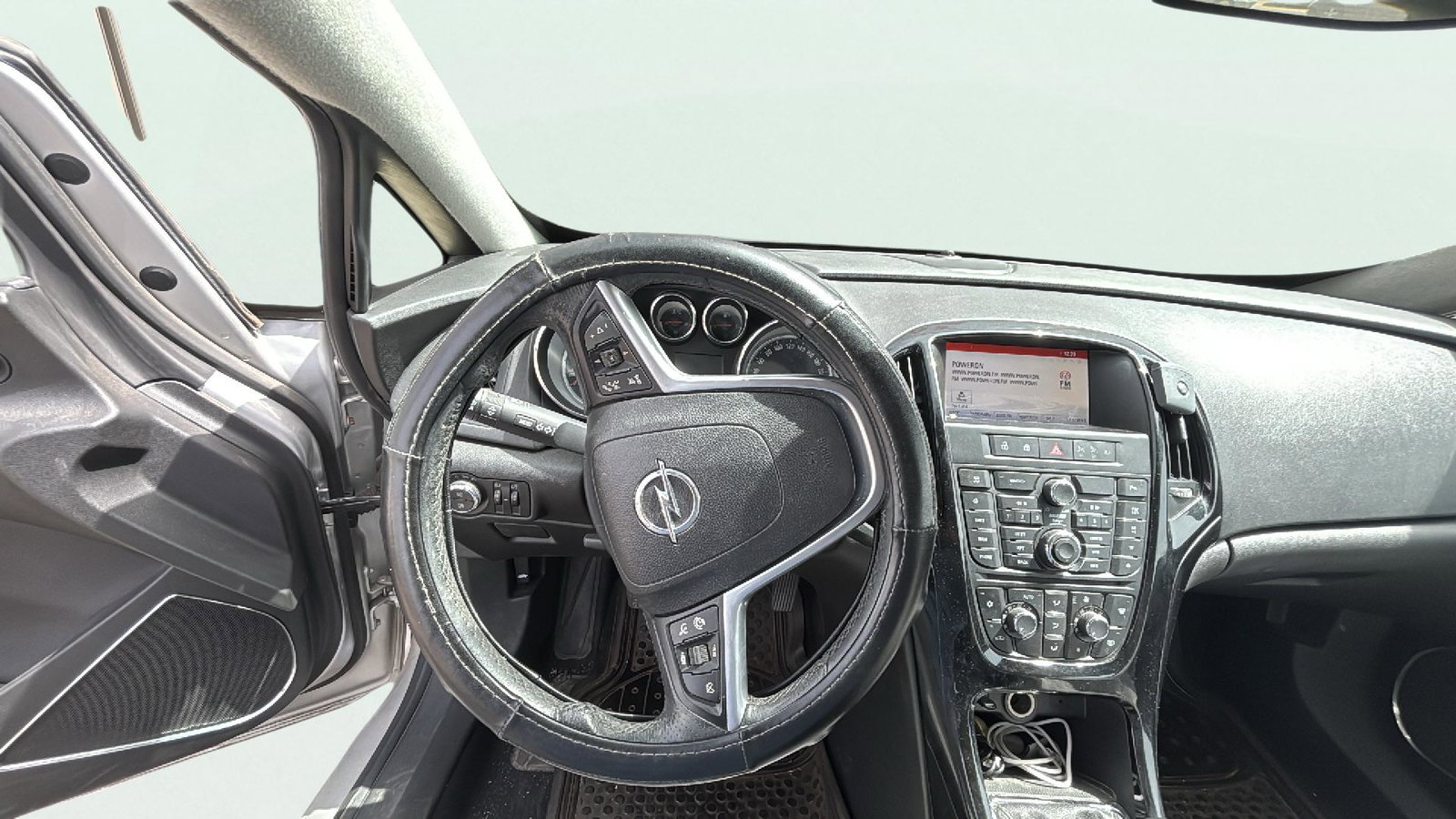 https://cdn-flexicar.caraffinity.it/public_appraisal_images_pro/images/stock/285596/NUI4Qs7MKp__img-3cc78d3e-8d15-4763-9ece-79c4561f6bc3.jpeg